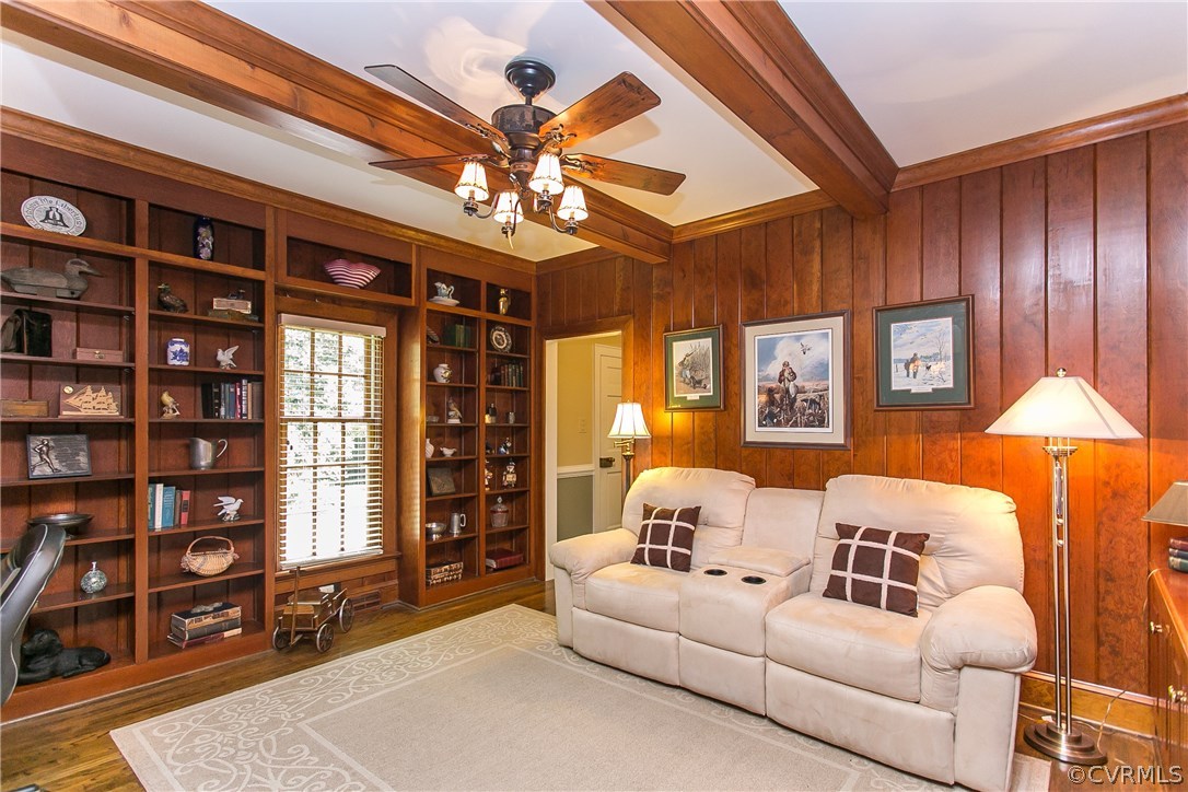 13133 Scotchtown Road Beaverdam, VA 23015 - Photo 17 of 49 Family Room - can be used as a den area