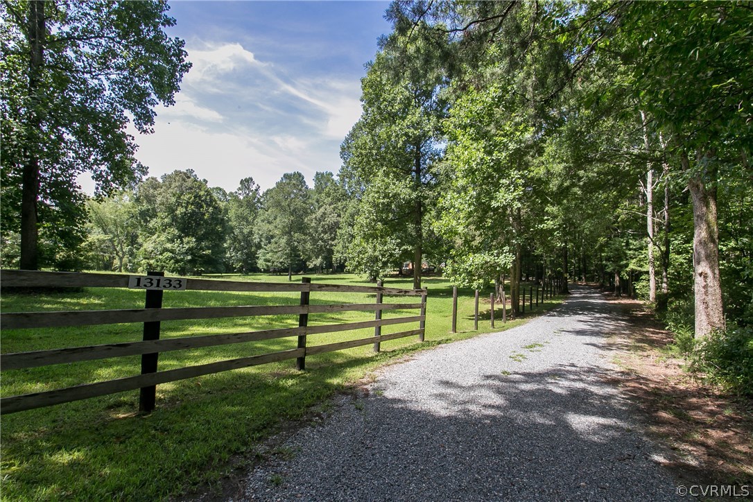 13133 Scotchtown Road Beaverdam, VA 23015 - Photo 4 of 49 Gallery Image 4
