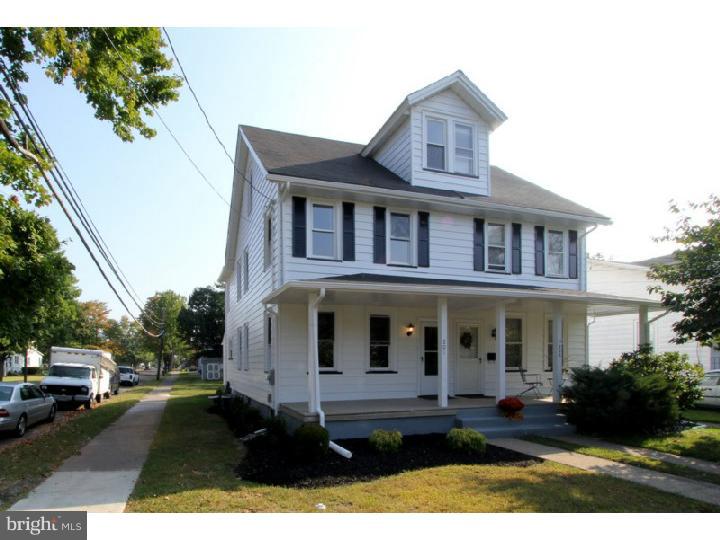 201 Lippincott Avenue Riverside, NJ 08075 - Photo 2 of 23