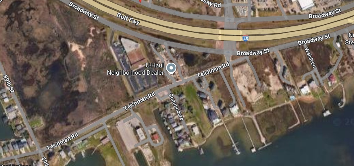 8509 Teichman Road Galveston, TX 77554 - Photo 13 of 16 a view of entryway