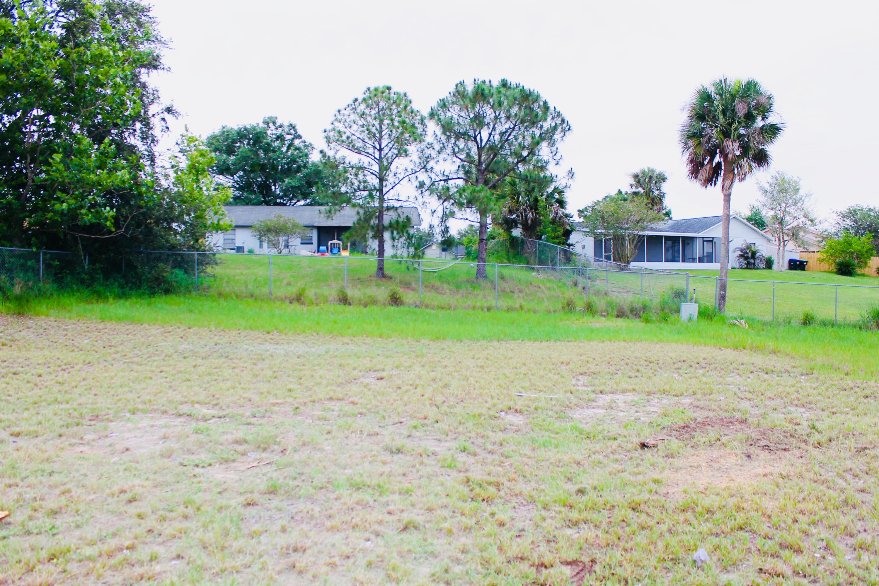 3211 Hammersmith Road Orlando, FL 32818 - Photo 16 of 16 Backyard