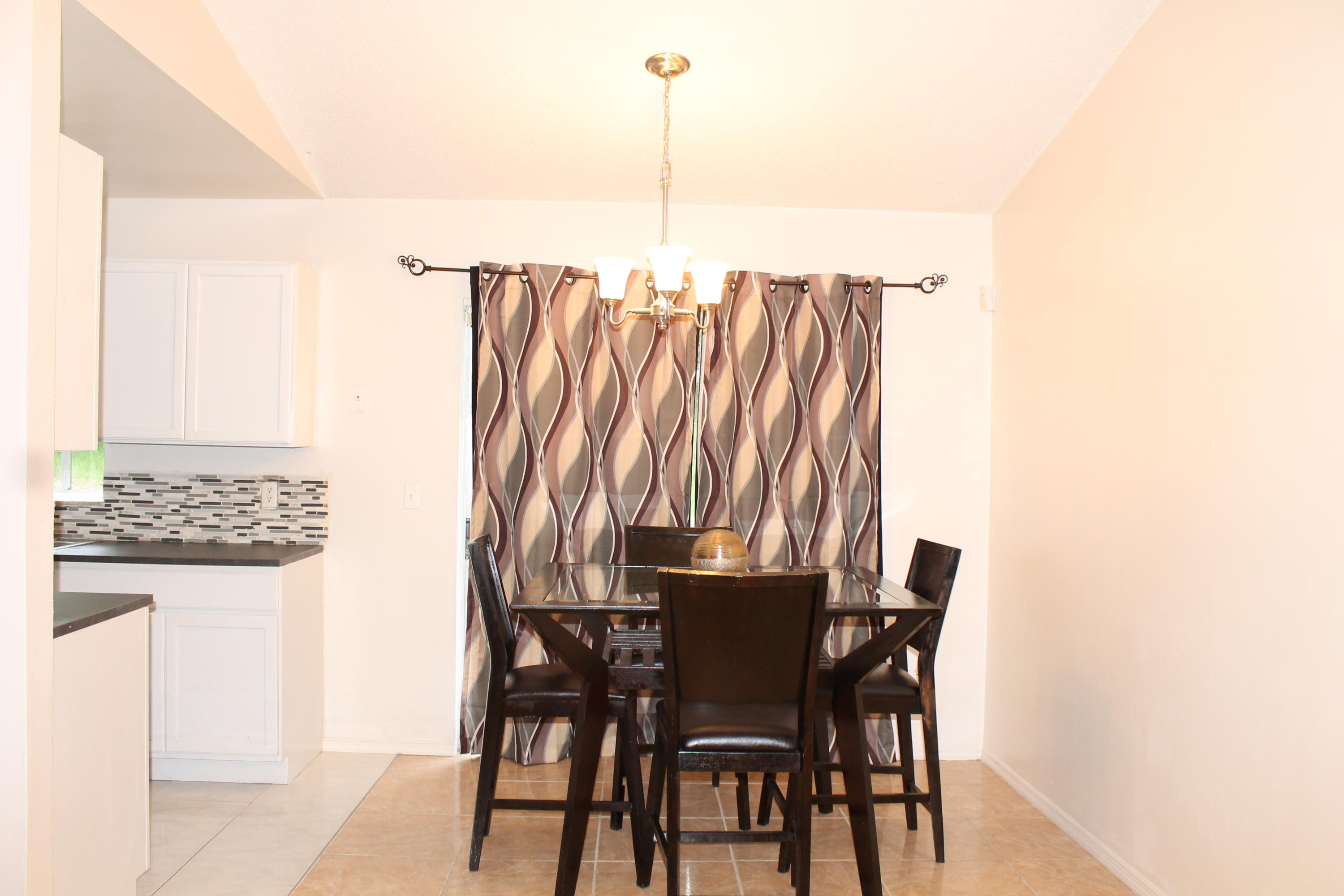 3211 Hammersmith Road Orlando, FL 32818 - Photo 5 of 16 Dining Room