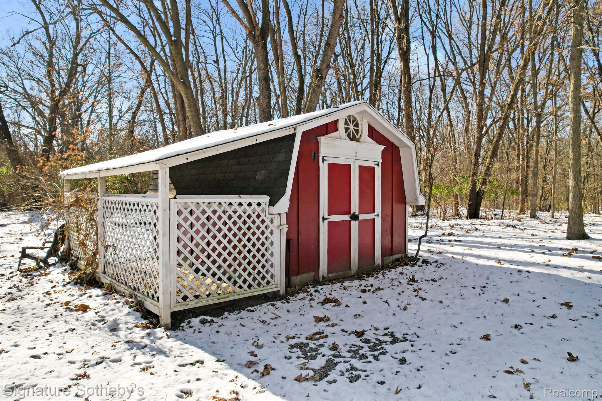 9785 Clark Road Davisburg, MI 48350 - Photo 32 of 35 Gallery Image 32