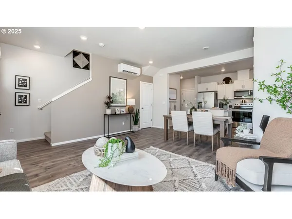 $423,995 | 3413 Southwest Hartley Avenue, Gresham, OR 97080