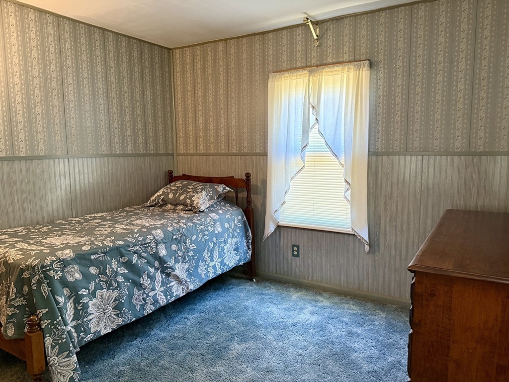 189 Springfield Road, Unit 2 Westfield, MA 01085 - Photo 12 of 19