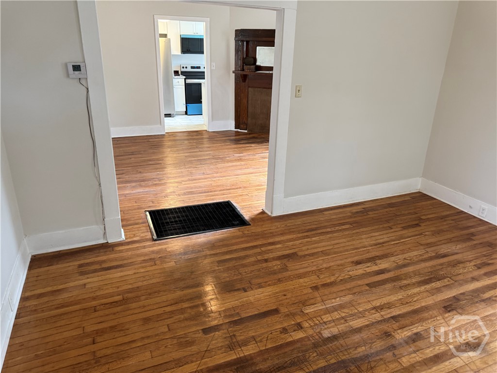 737 East 37th Street Savannah, GA 31401 - Photo 4 of 28
