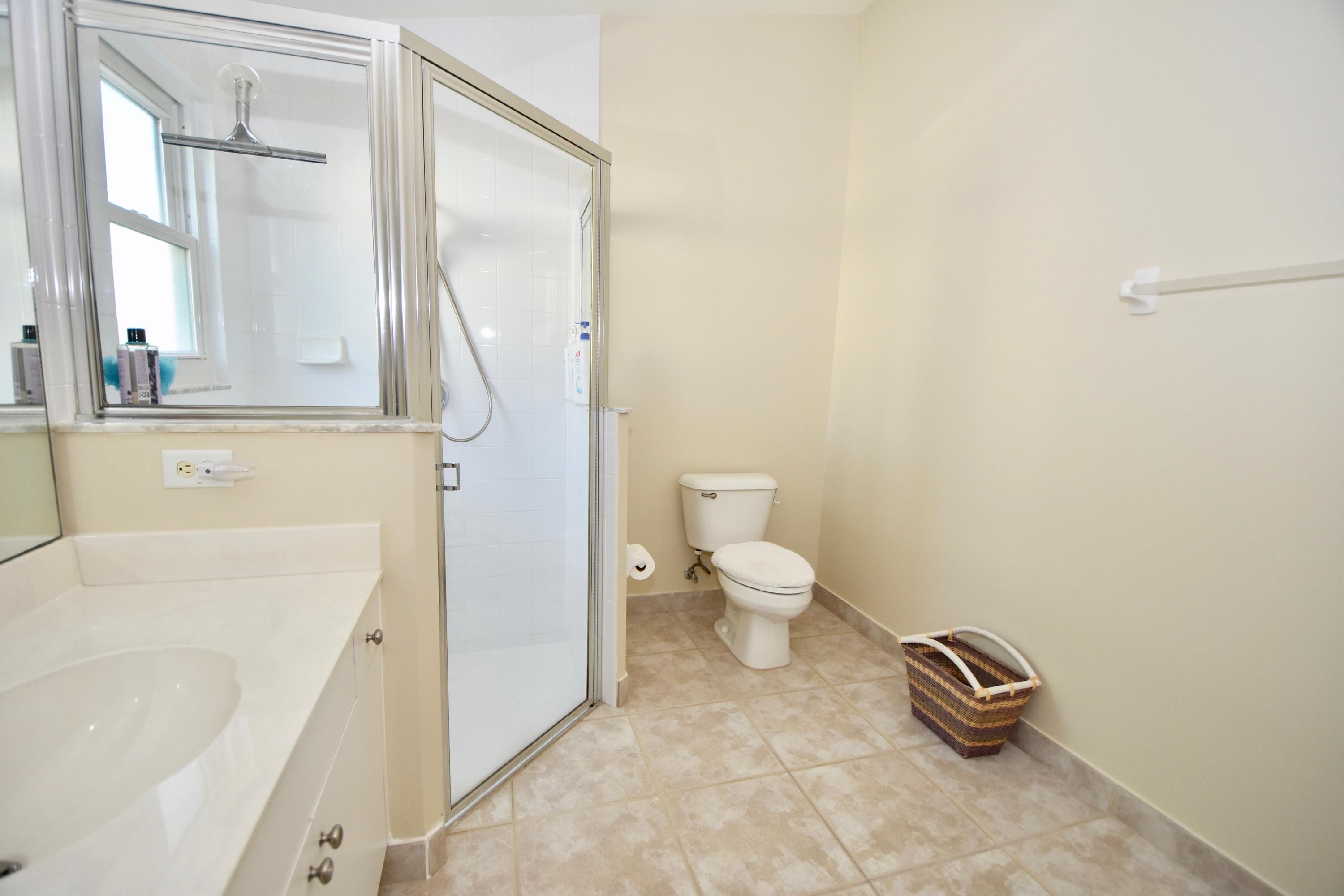 2469 Southwest Regency Road Stuart, FL 34997 - Photo 31 of 75 MASTER BATH