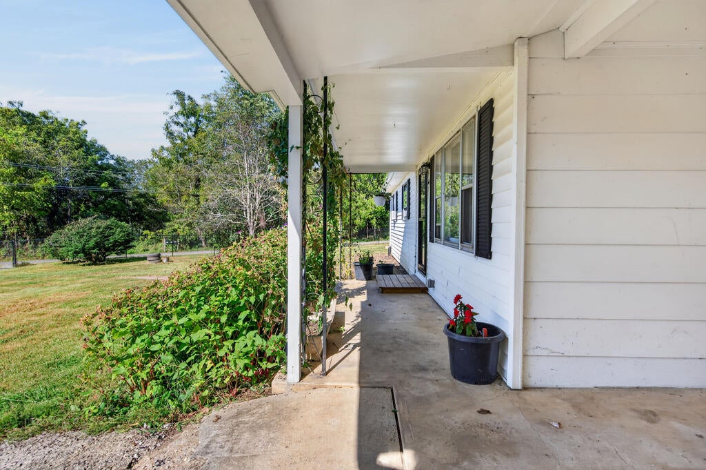 144 Cherry Street Rural Retreat, VA 24368 - Photo 49 of 66 Gallery Image 49