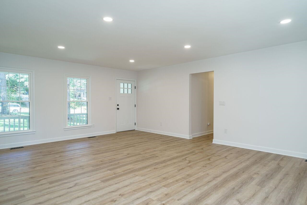1436 Princess Anne Road Raleigh, NC 27607 - Photo 16 of 36 Living Room