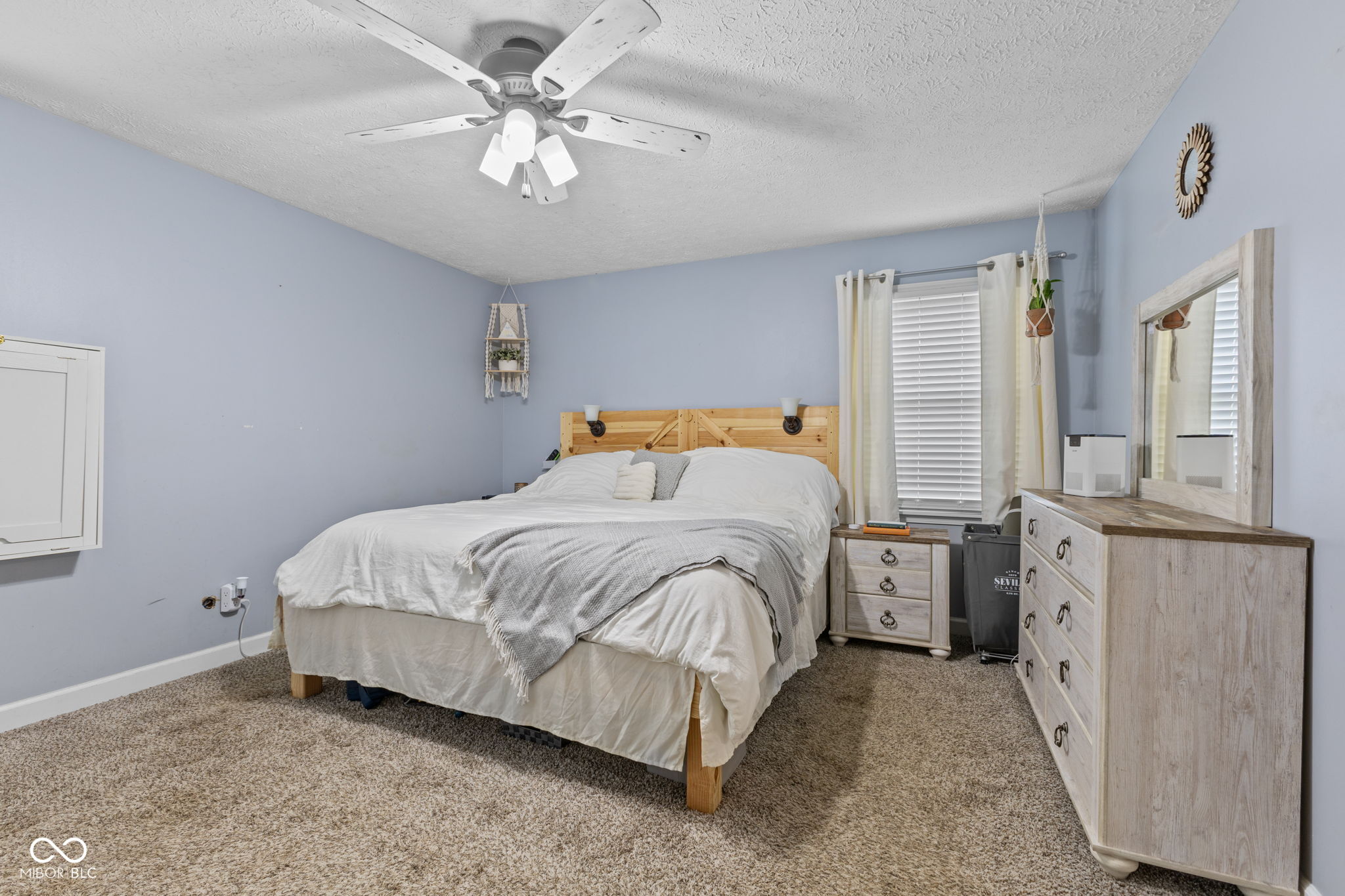 1840 Sandhill Road Indianapolis, IN 46217 - Photo 15 of 35 Gallery Image 15