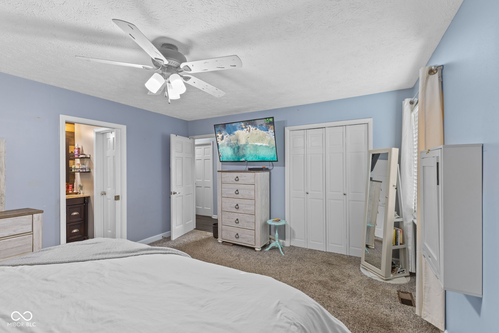 1840 Sandhill Road Indianapolis, IN 46217 - Photo 17 of 35 Gallery Image 17