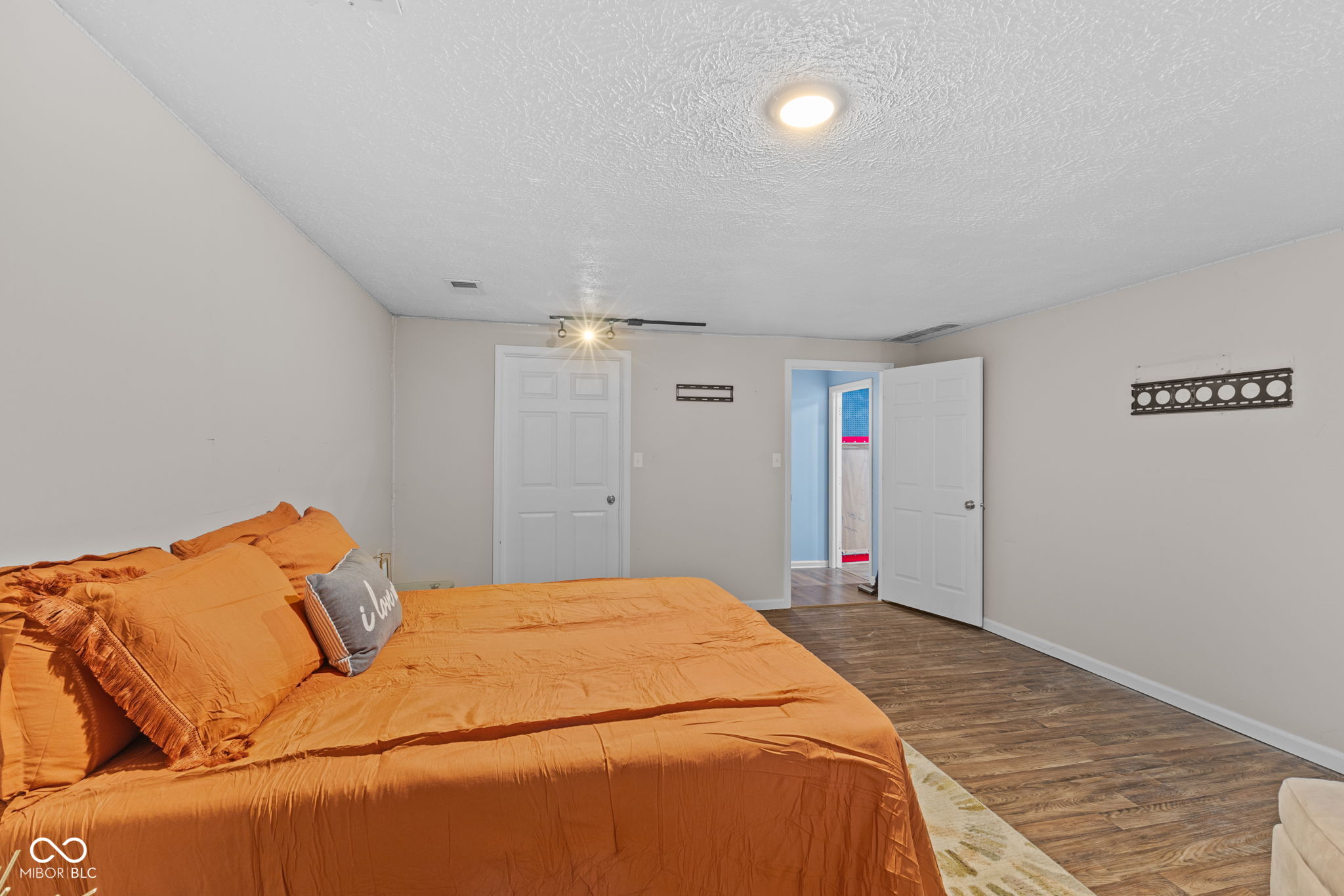 1840 Sandhill Road Indianapolis, IN 46217 - Photo 26 of 35 Gallery Image 26