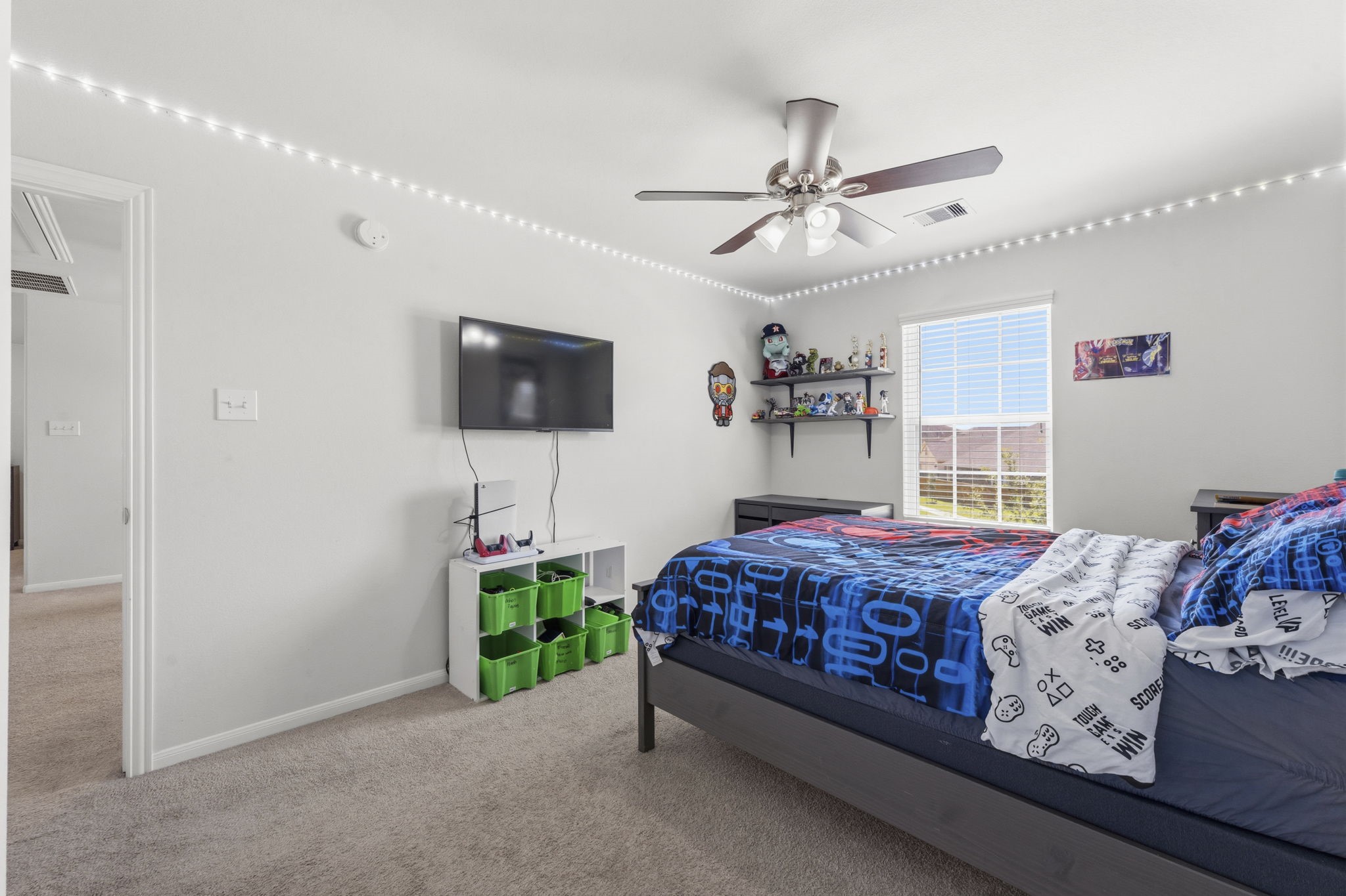 2401 Abbot Brk Drive Rosharon, TX 77583 - Photo 32 of 50 Another view of this secondary bedroom.