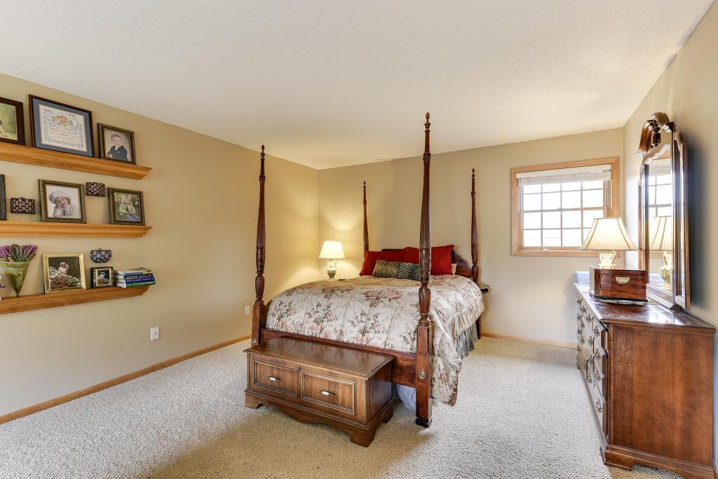1399 Hunters Ridge Lino Lakes, MN 55038 - Photo 12 of 24 Gallery Image 12