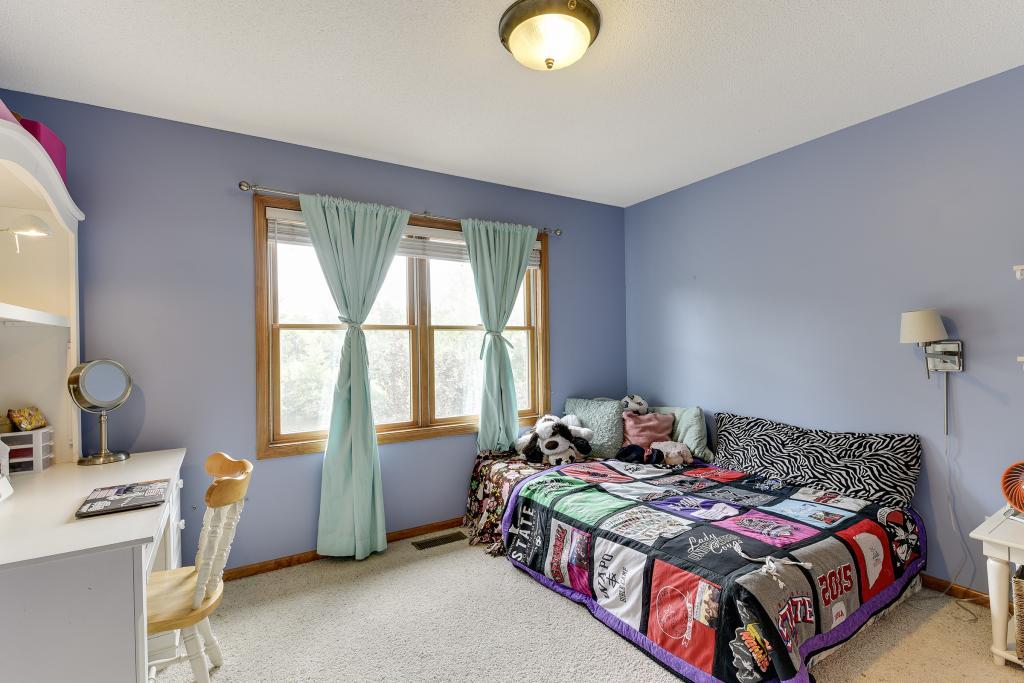 1399 Hunters Ridge Lino Lakes, MN 55038 - Photo 17 of 24 Gallery Image 17