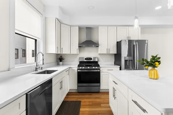 $849,900 | 188 Quincy Avenue, Unit B1, Quincy, MA 02169