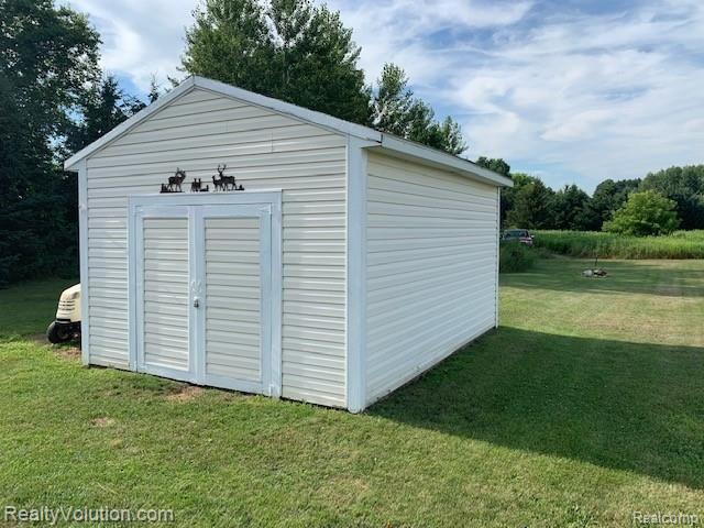3315 Oak Grove Road North Branch, MI 48461 - Photo 3 of 21 Gallery Image 3