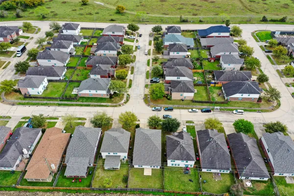 $2,300 | 8530 Ruby River Lane, Richmond, TX 77407