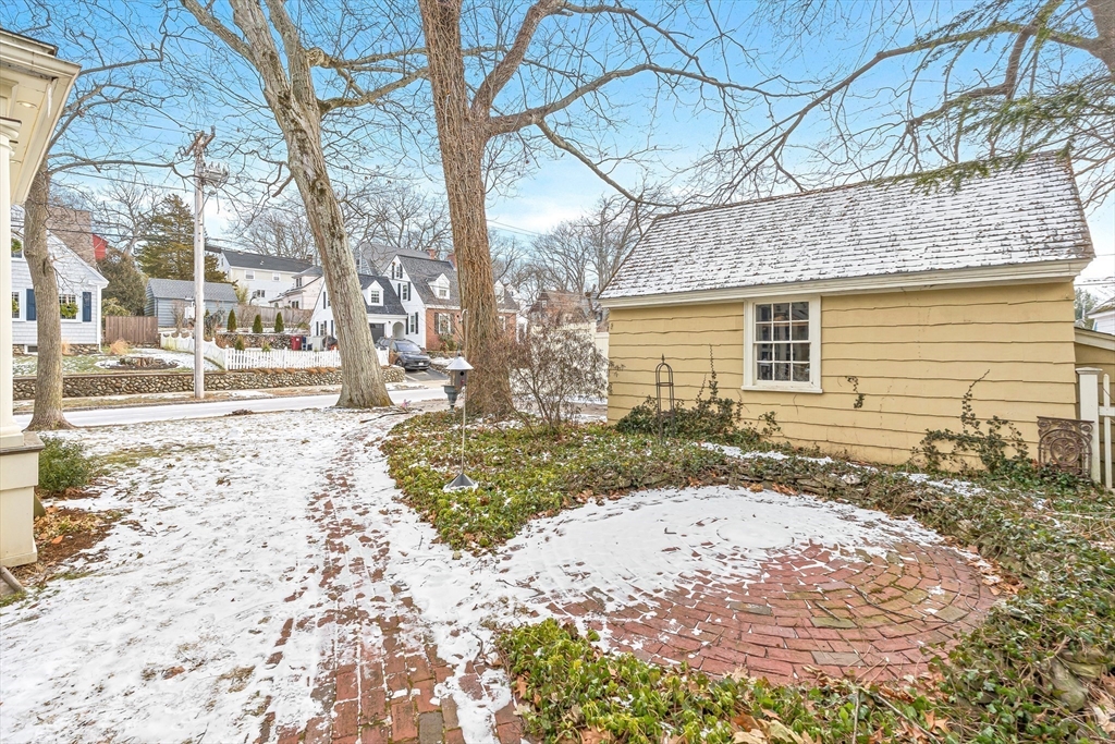 89 Lovell Road Melrose, MA 02176 - Photo 34 of 38 a view of a backyard of the house