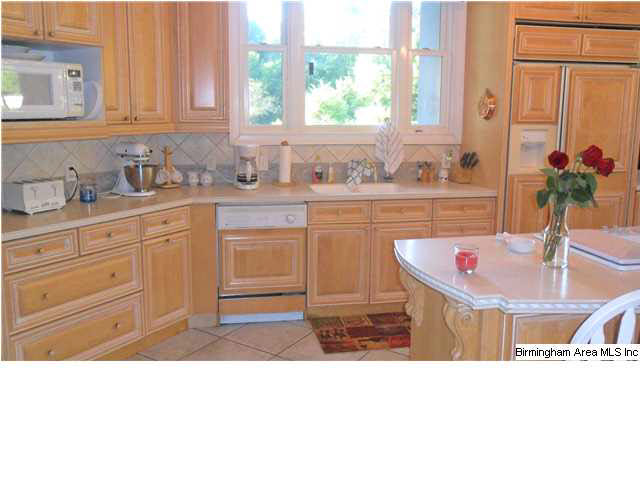 104 Center Street Columbiana, AL 35051 - Photo 6 of 30