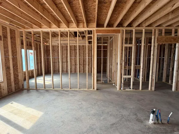 $619,900 | 2220 Golfview Drive, Auburn, IN 46706