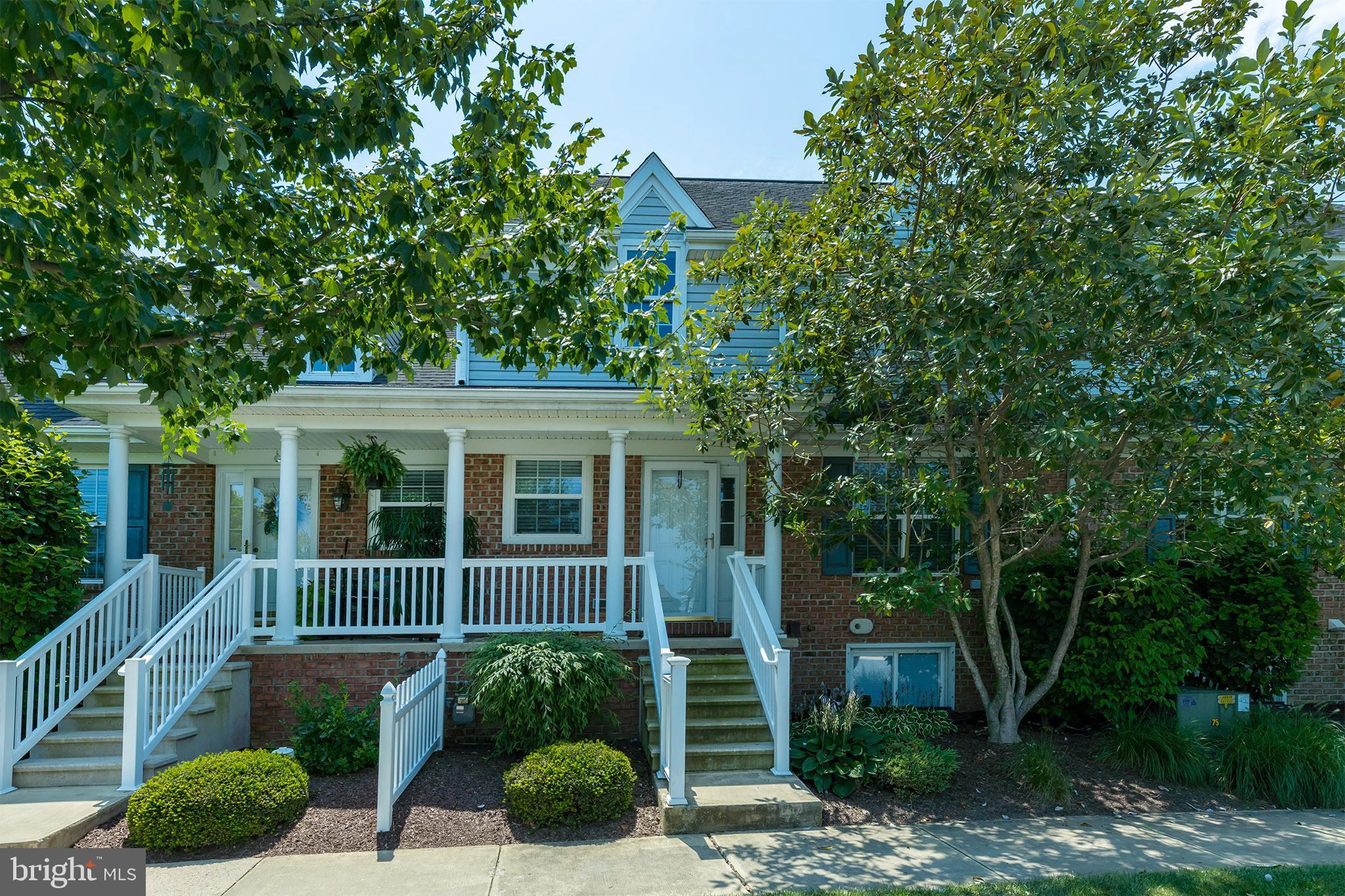 794 Wallingford Road Lititz, PA 17543 - Photo 3 of 67 Front porch