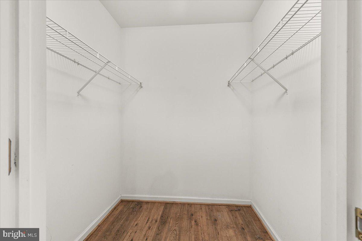 794 Wallingford Road Lititz, PA 17543 - Photo 31 of 67 first floor owners' suite, walk-in closet