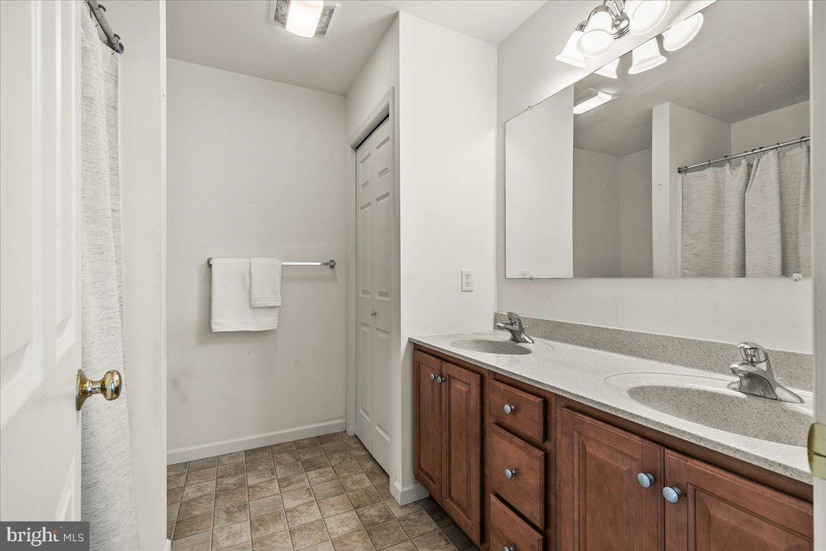 794 Wallingford Road Lititz, PA 17543 - Photo 41 of 67 second full bath on second level