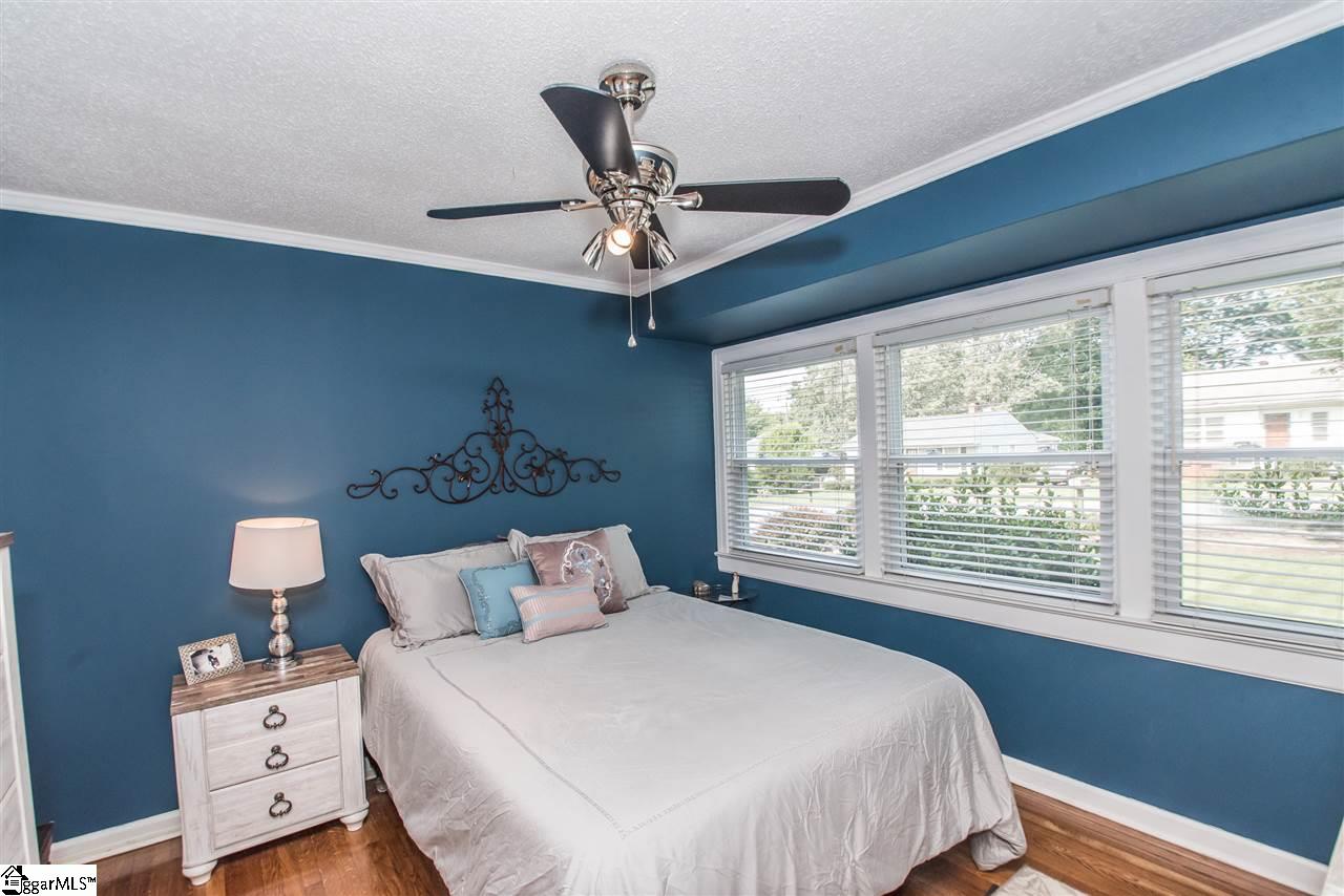 9 Rutledge Avenue Greenville, SC 29617 - Photo 12 of 22 Gallery Image 12