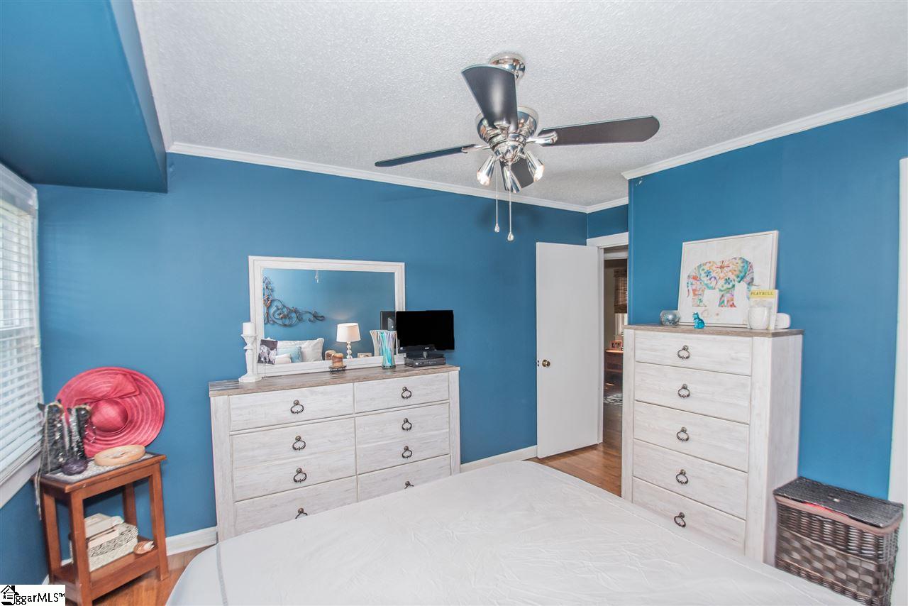 9 Rutledge Avenue Greenville, SC 29617 - Photo 14 of 22 Gallery Image 14