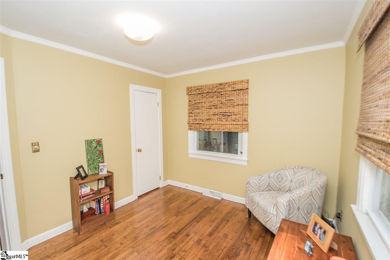 9 Rutledge Avenue Greenville, SC 29617 - Photo 17 of 22 Gallery Image 17