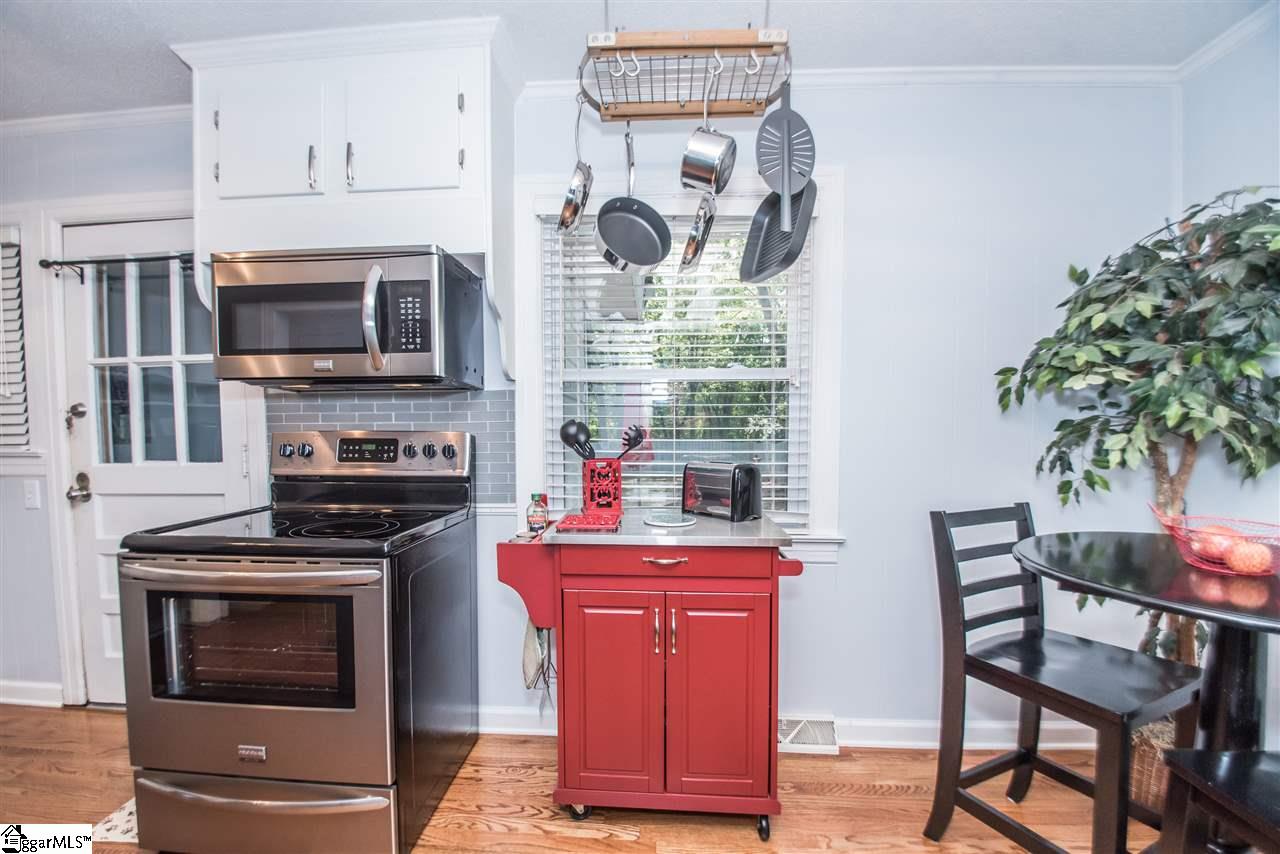 9 Rutledge Avenue Greenville, SC 29617 - Photo 7 of 22 Gallery Image 7