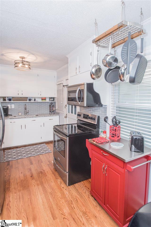 9 Rutledge Avenue Greenville, SC 29617 - Photo 9 of 22 Gallery Image 9