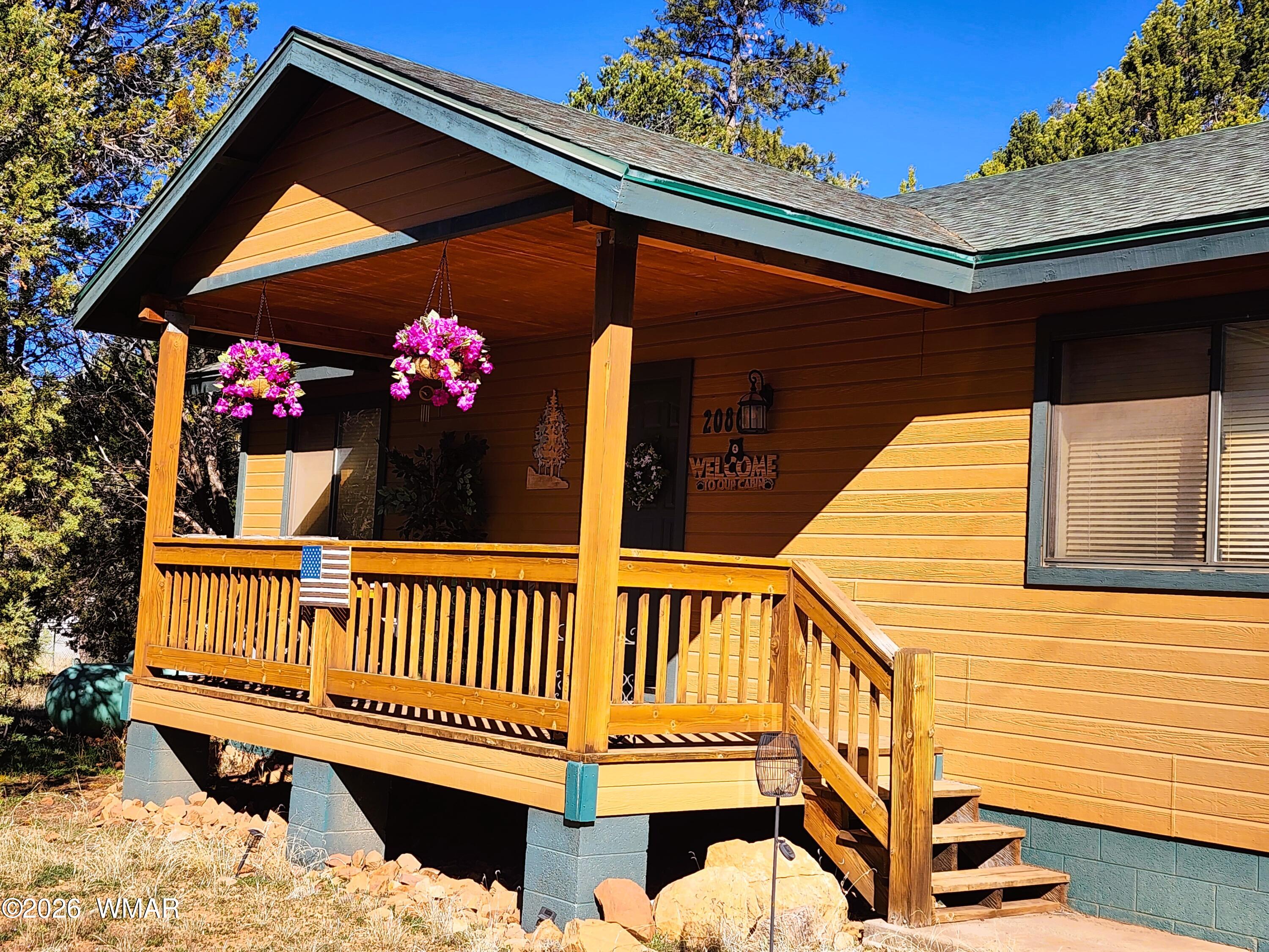 2086 Pinewood Drive Overgaard, AZ 85933 - Photo 37 of 39 Put your personality on this cute cabin