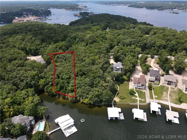 $135,000 | 136 Oak Drive, Sunrise Beach, MO 65079