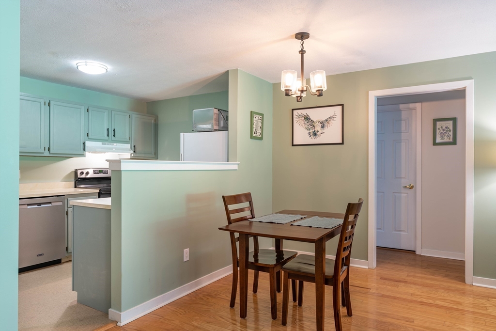 46 Evergreen Road, Unit 207 Northampton, MA 01053 - Photo 7 of 21