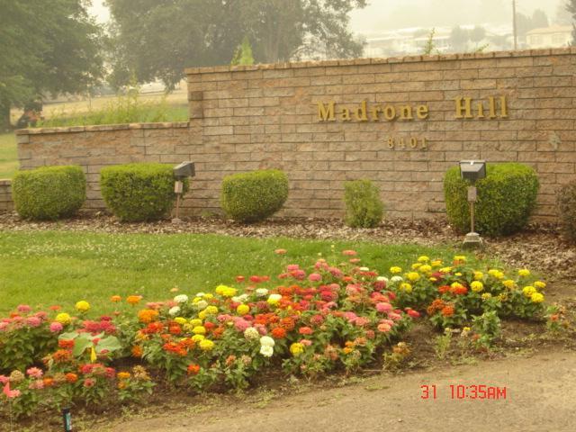 8401 Old Stage Road, Unit 55 Central Point, OR 97502 - Photo 2 of 18 Beautiful entrance to park complex at Ol