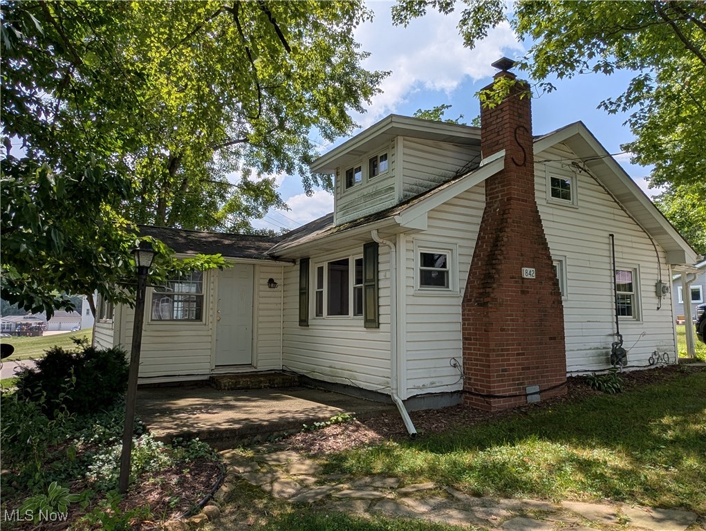 1842 Grandview Road Lake Milton, OH 44429 - Photo 1 of 35