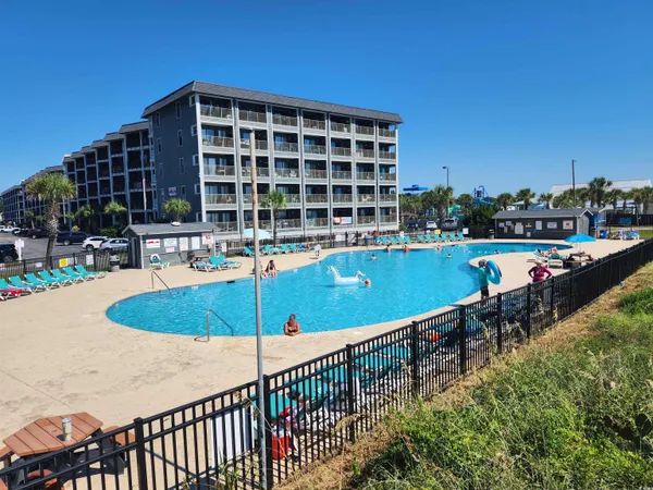 $250,000 | 5905 Highway 17, Unit 226B, Savannah, GA 31419