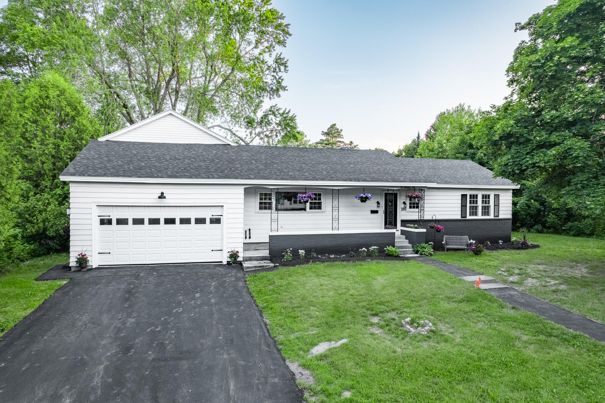 205 Norway Road Bangor, ME 04401 - Photo 1 of 30 Norway