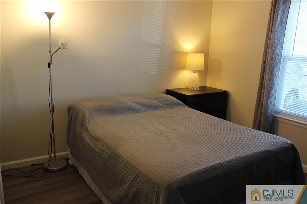 28 Rainford Road Edison, NJ 08820 - Photo 22 of 25 Gallery Image 22