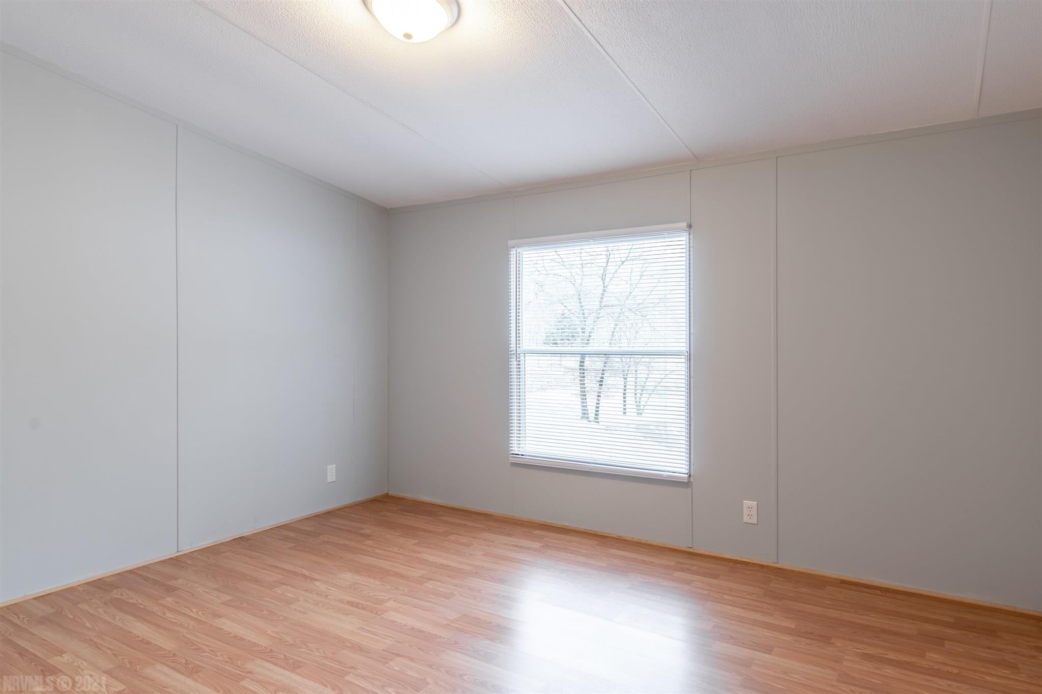 960 Brickyard Road Pembroke, VA 24136 - Photo 29 of 37 Gallery Image 29