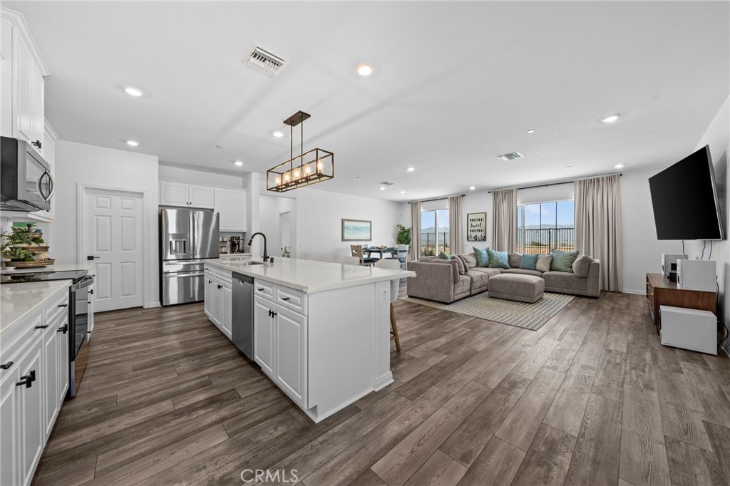 45123 Quicksilver Road Lake Elsinore, CA 92532 - Photo 13 of 42