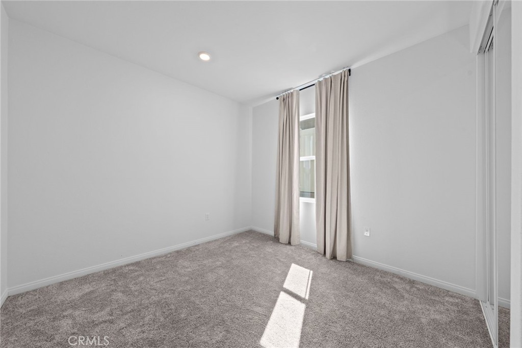 45123 Quicksilver Road Lake Elsinore, CA 92532 - Photo 28 of 42 Secondary Bedroom