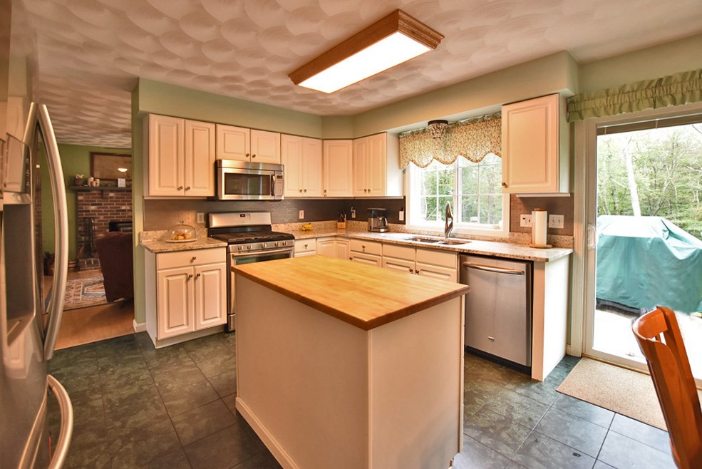 124 1/2 Plain Woods Road Foster, RI 02825 - Photo 11 of 32 Gallery Image 11
