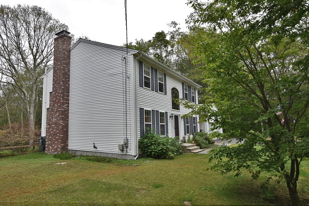 124 1/2 Plain Woods Road Foster, RI 02825 - Photo 3 of 32 Gallery Image 3