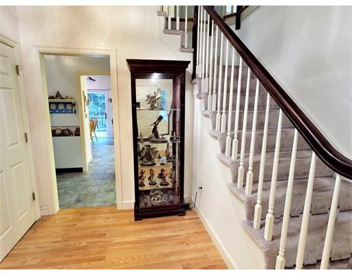 78 Rathbun Road Natick, MA 01760 - Photo 3 of 29 Gallery Image 3