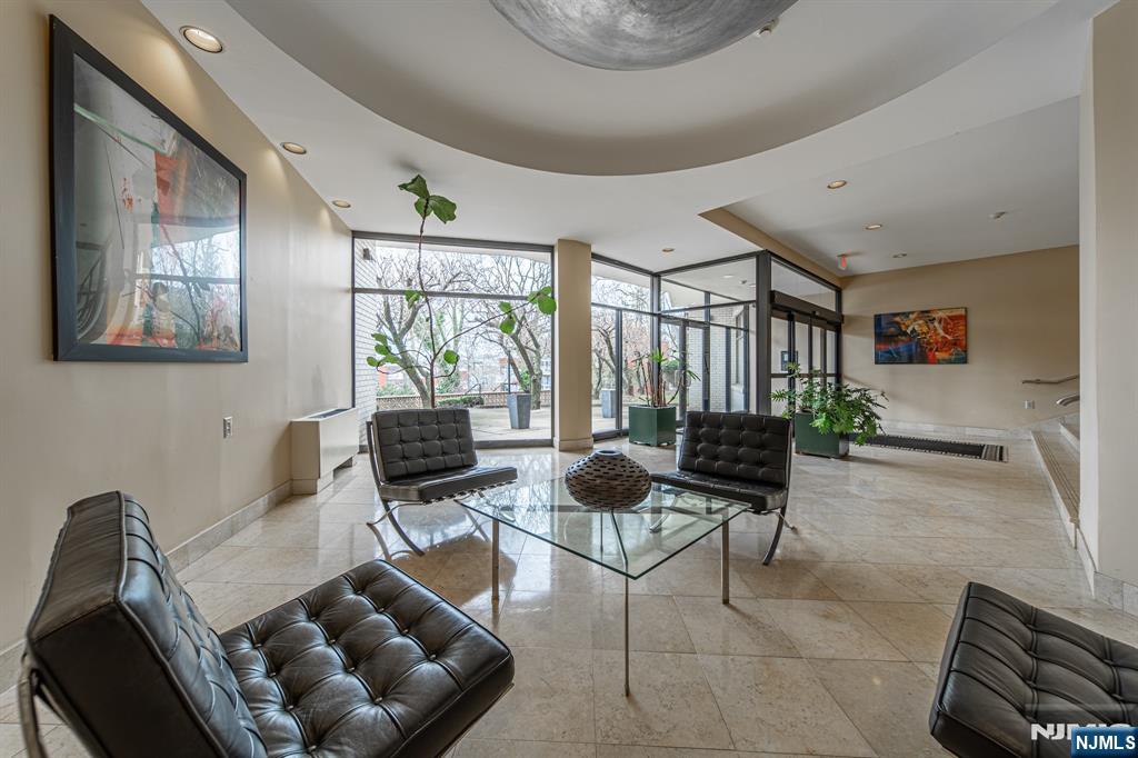 1375 River Road, Unit 2B Edgewater, NJ 07020 - Photo 21 of 30