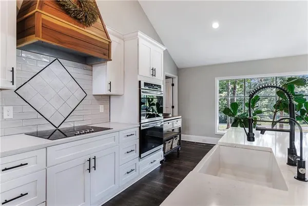 $849,000 | 9585 Hutchesons Ferry Road, Palmetto, GA 30268