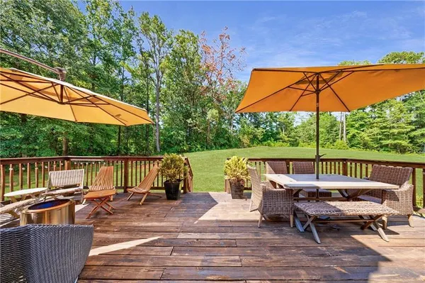 $849,000 | 9585 Hutchesons Ferry Road, Palmetto, GA 30268